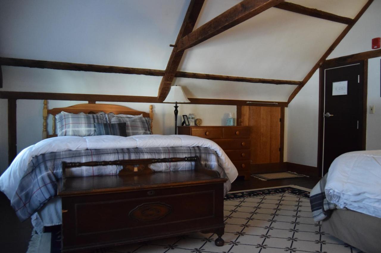 The New Hampshire Mountain Inn Wilmot エクステリア 写真